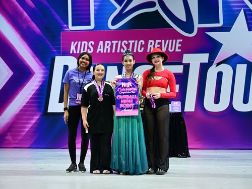 Riverside, CA - Fox Performing Arts Center - 5/30/2025 - Awards