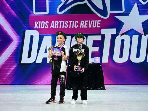 Riverside, CA - Fox Performing Arts Center - 5/30/2025 - Awards