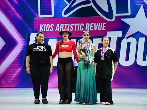 Riverside, CA - Fox Performing Arts Center - 5/30/2025 - Awards