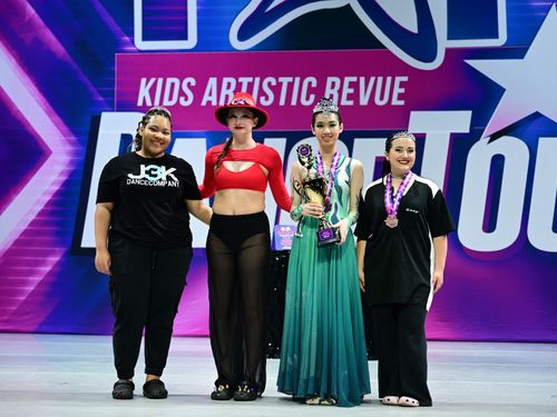 Riverside, CA - Fox Performing Arts Center - 5/30/2025 - Awards