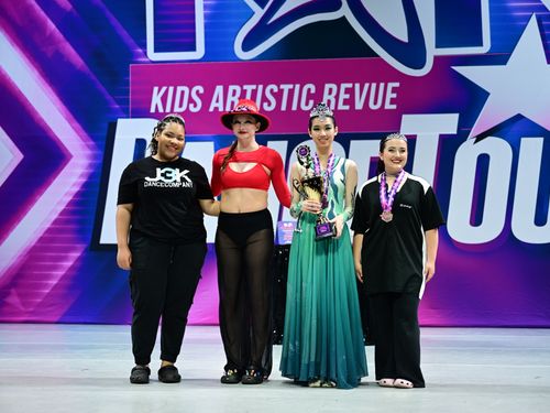 Riverside, CA - Fox Performing Arts Center - 5/30/2025 - Awards