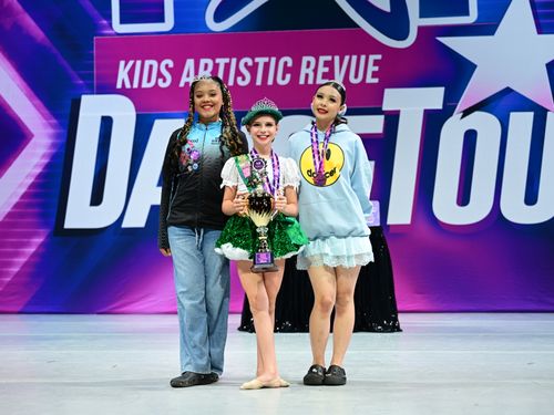 Riverside, CA - Fox Performing Arts Center - 5/30/2025 - Awards