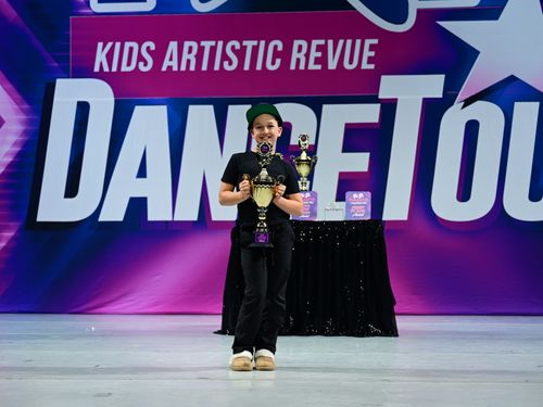 Riverside, CA - Fox Performing Arts Center - 5/30/2025 - Awards