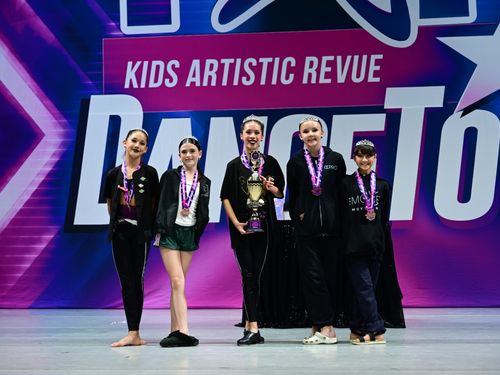 Riverside, CA - Fox Performing Arts Center - 5/30/2025 - Awards
