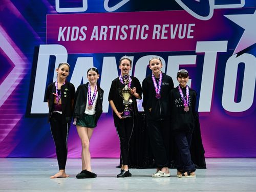 Riverside, CA - Fox Performing Arts Center - 5/30/2025 - Awards