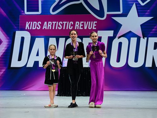 Riverside, CA - Fox Performing Arts Center - 5/30/2025 - Awards