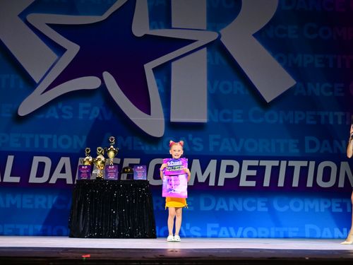 Riverside, CA - Riverside Municipal Auditorium - 5/30/2025 - Awards