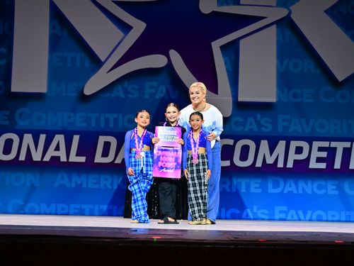 Riverside, CA - Riverside Municipal Auditorium - 5/30/2025 - Awards