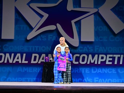 Riverside, CA - Riverside Municipal Auditorium - 5/30/2025 - Awards