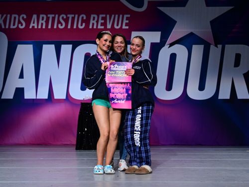 Long Island, NY - 4/4/2025 - Awards