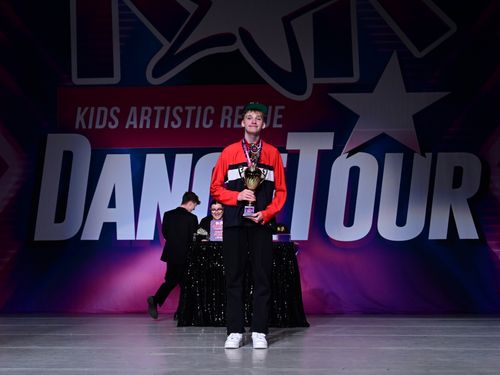 Long Island, NY - 4/4/2025 - Awards