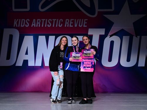 Long Island, NY - 4/4/2025 - Awards