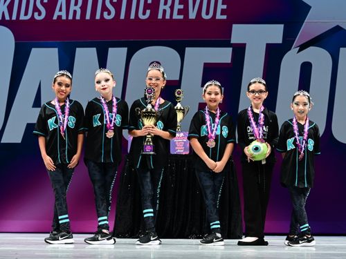 Redondo Beach, CA - 11/14/2025 - Awards