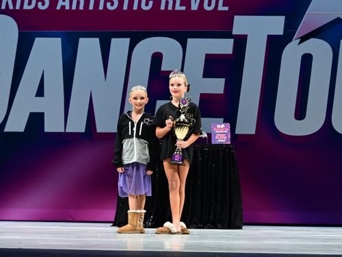 Redondo Beach, CA - 11/14/2025 - Awards