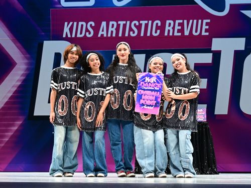 Redondo Beach, CA - 11/14/2025 - Awards