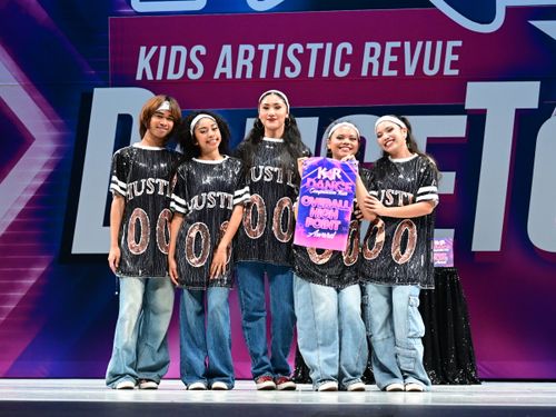 Redondo Beach, CA - 11/14/2025 - Awards