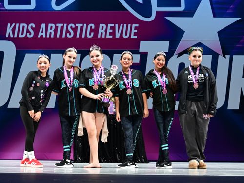 Redondo Beach, CA - 11/14/2025 - Awards