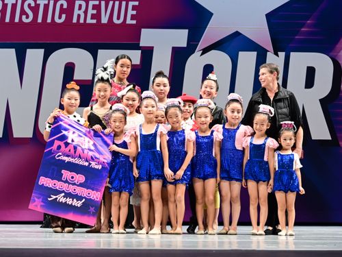 Redondo Beach, CA - 11/14/2025 - Awards