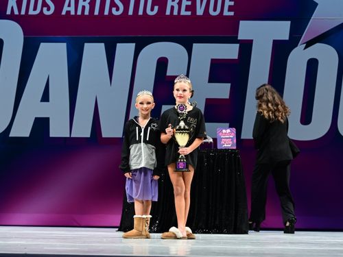 Redondo Beach, CA - 11/14/2025 - Awards